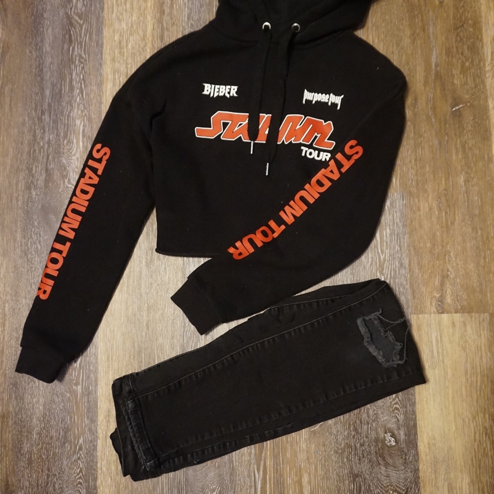 2/$30!!! Justin Bieber H&M Cropped Hoodie